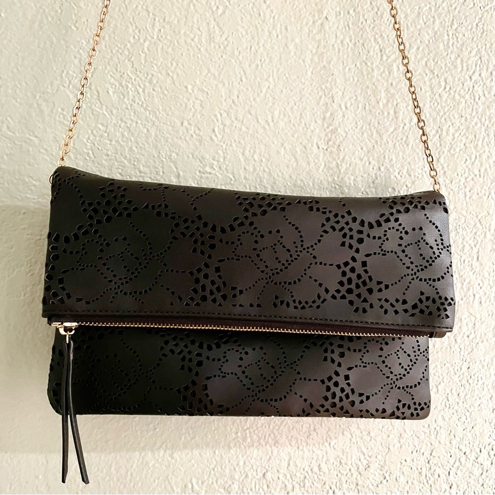 Urban Expressions, Arabella Clutch